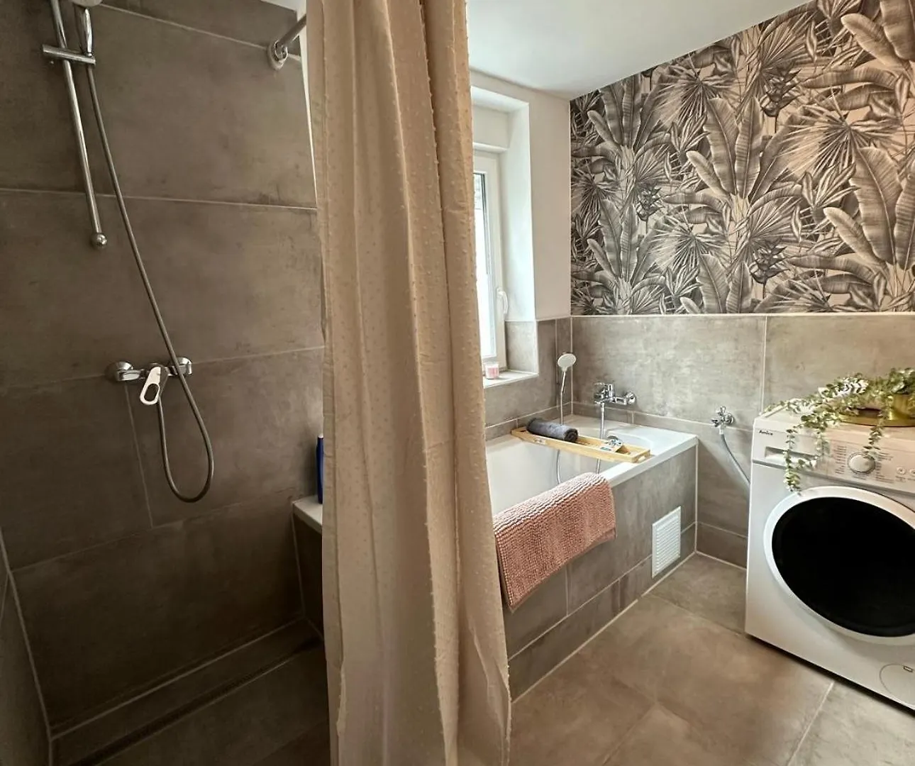 شقة Deluxe Apartement Mit Terrasse دوسبرغ